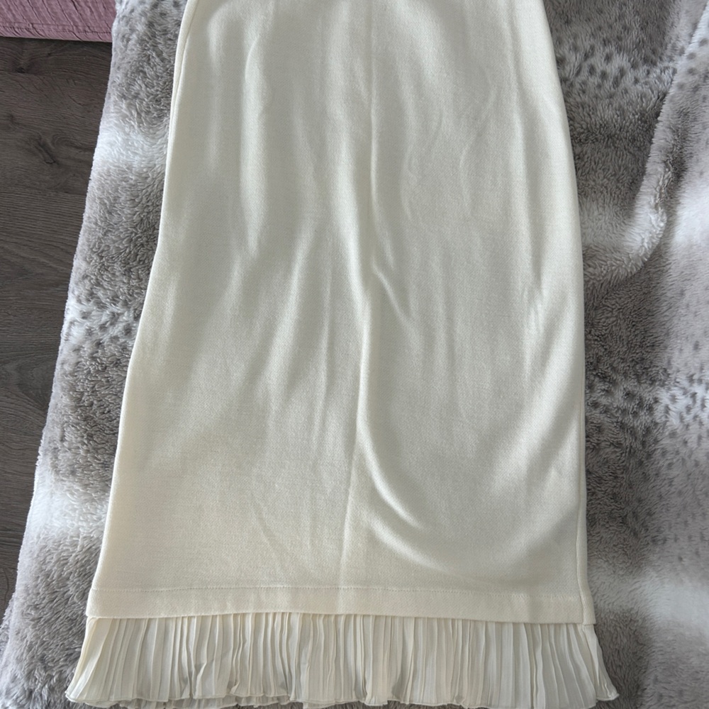 Zara Cream Pencil Skirt